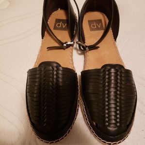 Espadrille flats, sandals with straps